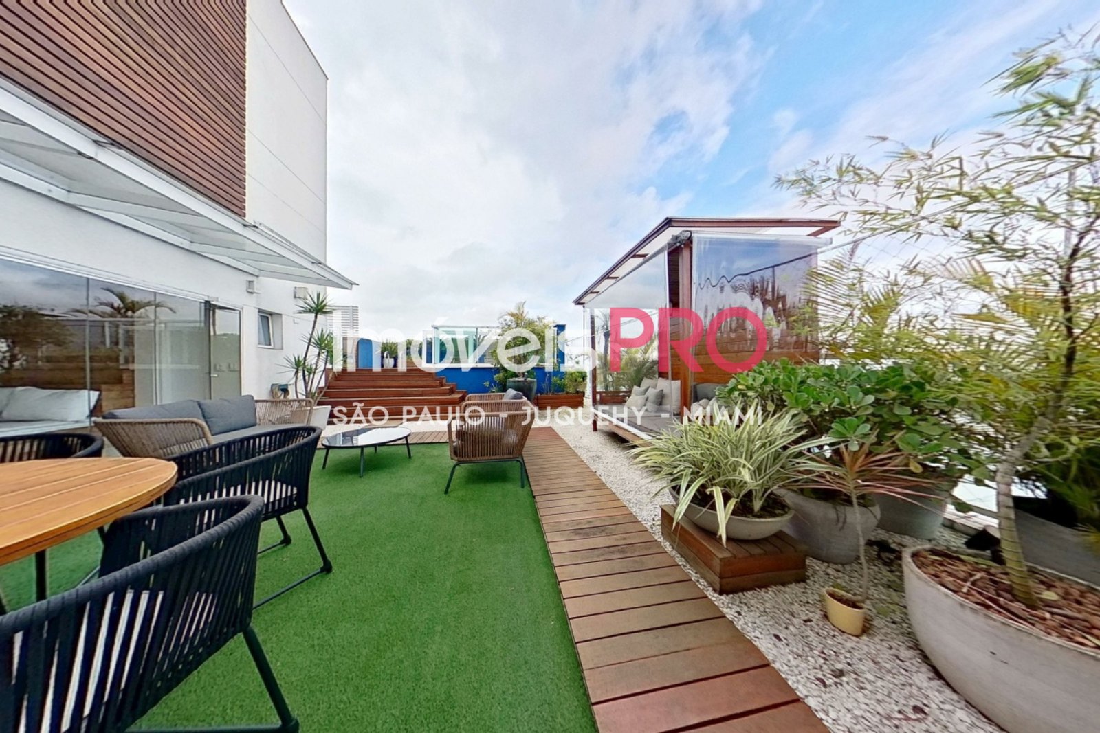 Foto :: https://assets.imoveispro.com.br/thumb/IP36714/cobertura-venda-campo-belo_IP36714_23_1920x1080.jpg?