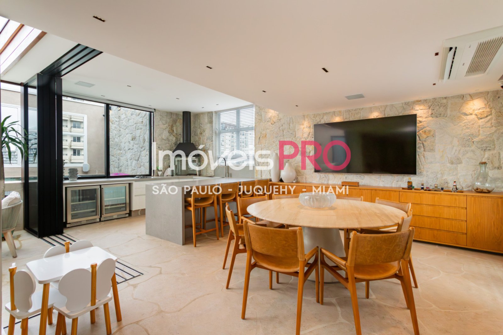 Foto :: https://assets.imoveispro.com.br/thumb/IP36739/apartamento-venda-vila-nova-conceicao_IP36739_29_1920x1080.jpg?