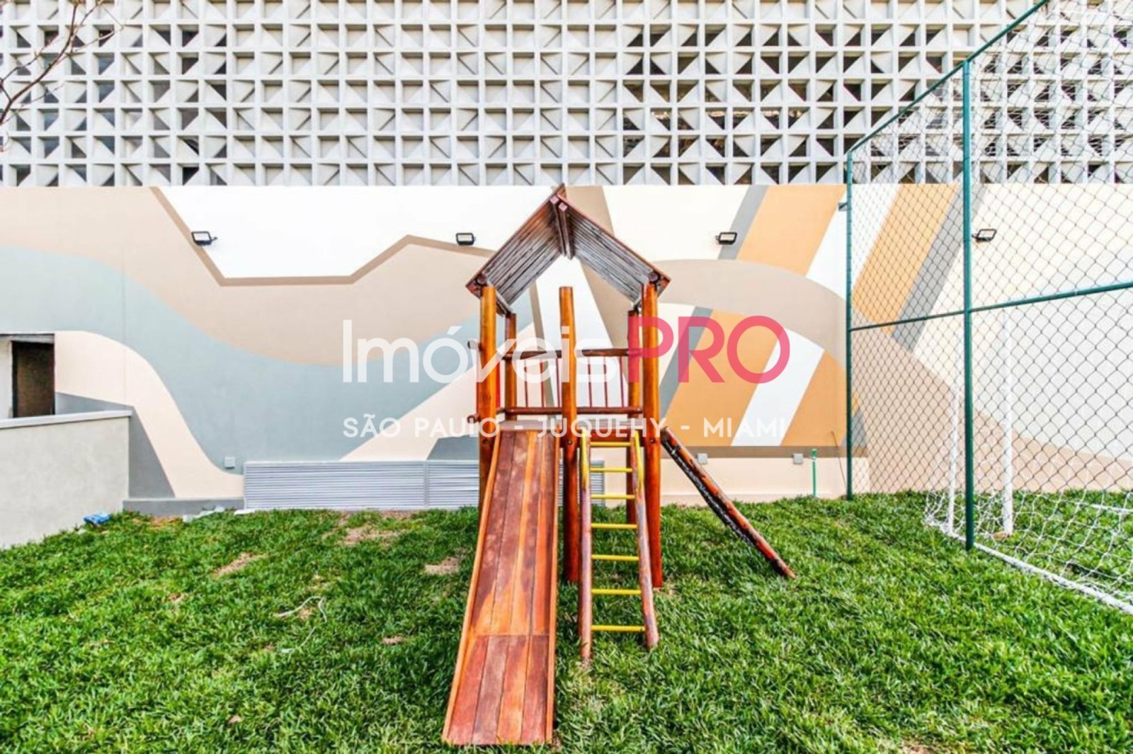 Foto :: https://assets.imoveispro.com.br/thumb/IP36766/apartamento-venda-campo-belo_IP36766_23_1920x1080.jpg?