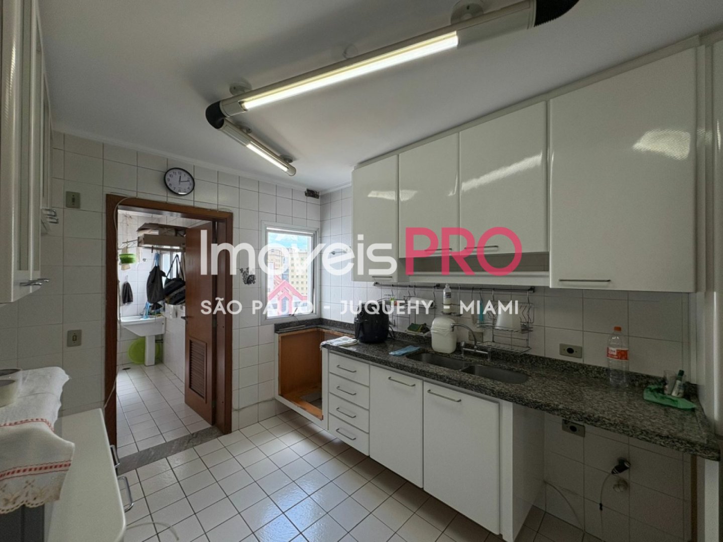 Foto :: https://assets.imoveispro.com.br/thumb/IP36767/apartamento-venda-moema_IP36767_23_1920x1080.jpg?