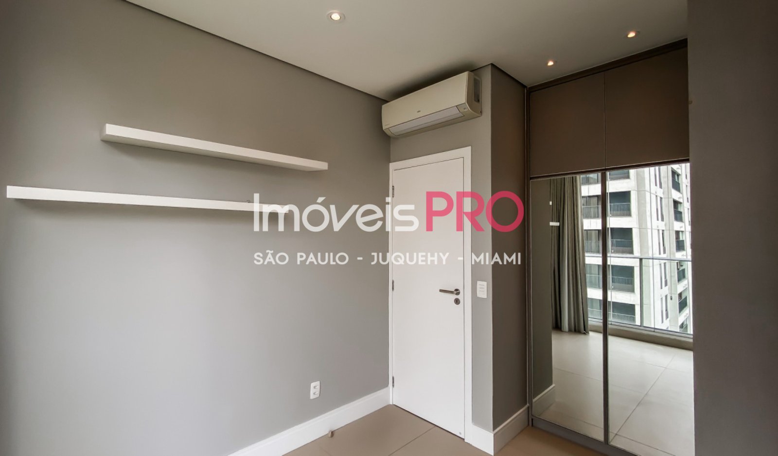 Foto :: https://assets.imoveispro.com.br/thumb/IP36799/apartamento-aluguel-moema_IP36799_23_1920x1080.jpg?