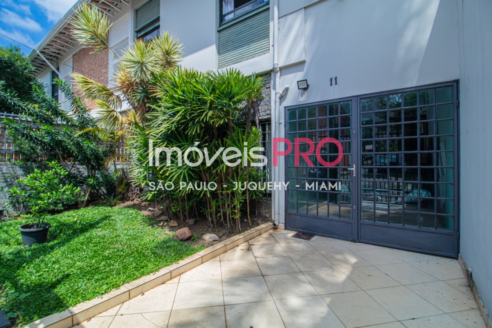 Foto :: https://assets.imoveispro.com.br/thumb/IP36809/casa-venda-brooklin-paulista_IP36809_53_1920x1080.jpg?