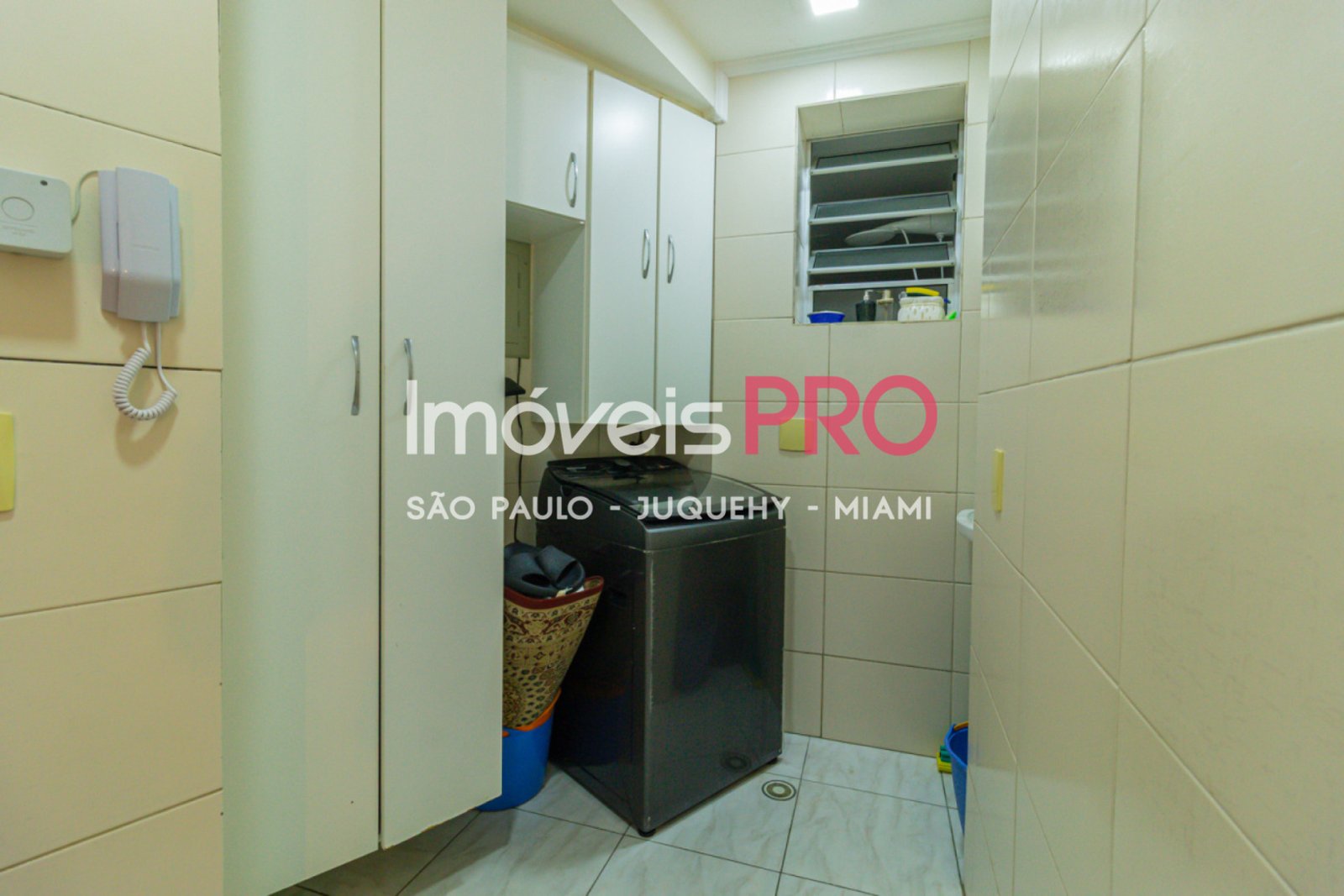 Foto :: https://assets.imoveispro.com.br/thumb/IP36820/apartamento-venda-moema_IP36820_41_1920x1080.jpg?