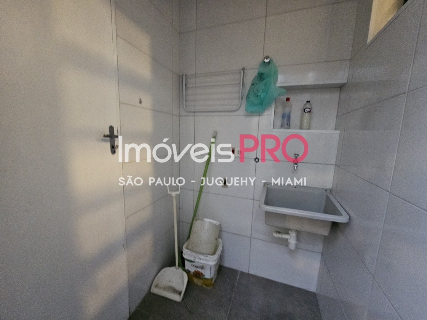 Foto :: https://assets.imoveispro.com.br/thumb/IP36846/casa-venda-vila-olimpia_IP36846_17_1920x1080.jpg?