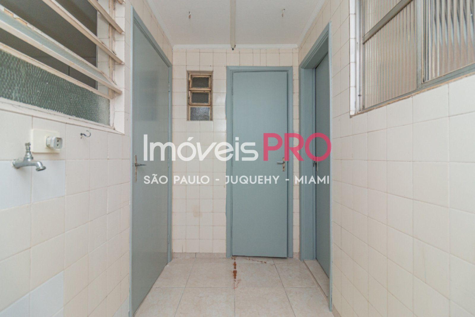 Foto :: IP36861