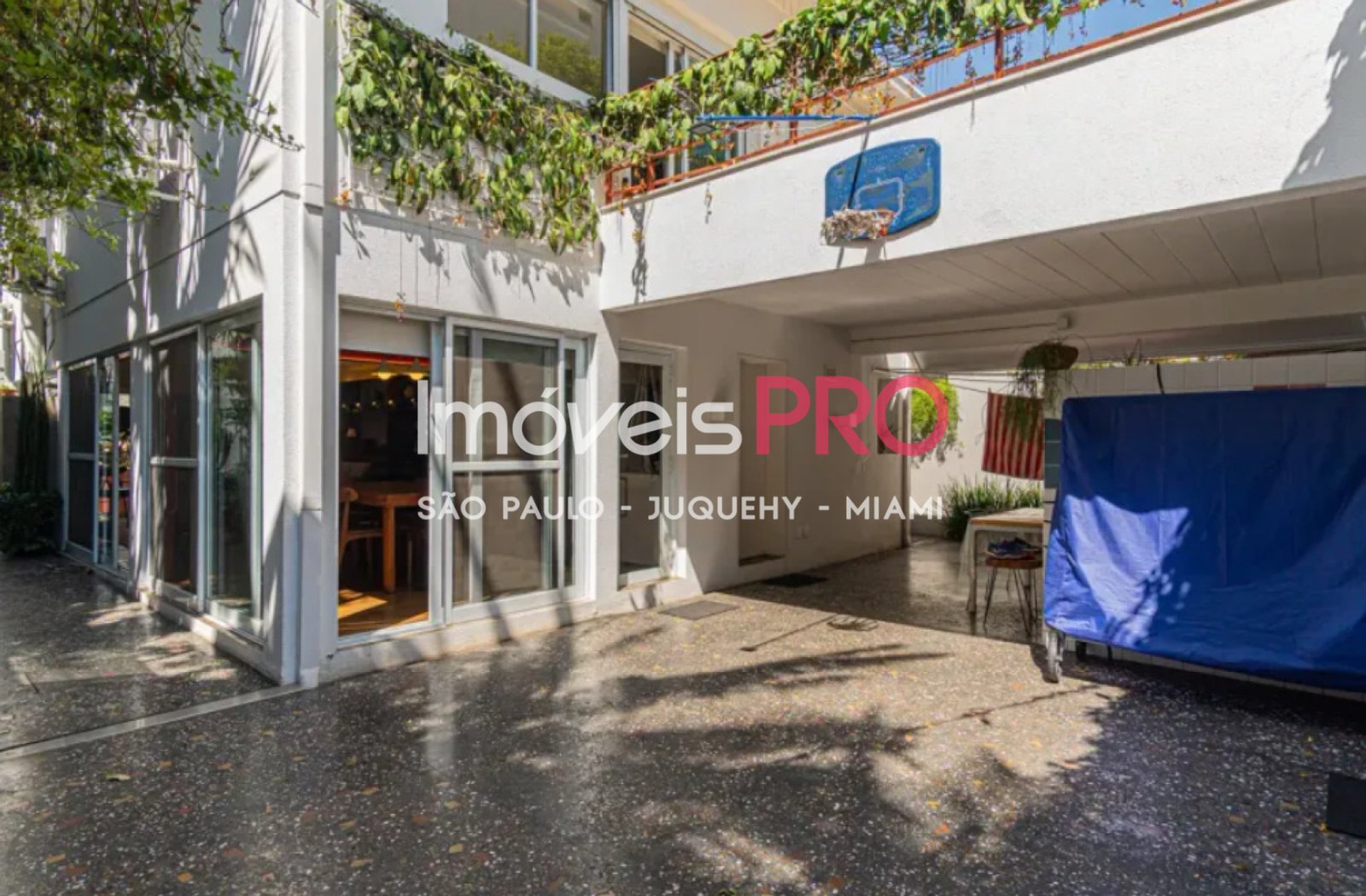 Foto :: https://assets.imoveispro.com.br/thumb/IP36896/casa-de-vila-venda-brooklin_IP36896_17_1920x1080.jpg?