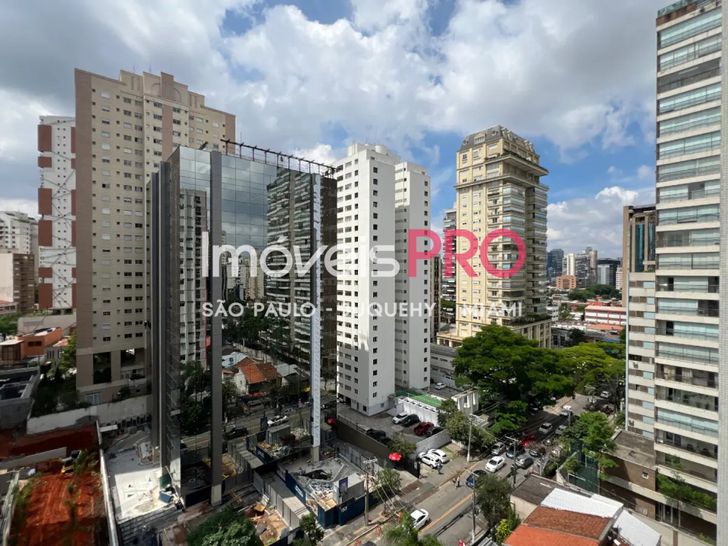 Foto :: https://assets.imoveispro.com.br/thumb/IP36897/apartamento-venda-itaim-bibi_IP36897_11_1920x1080.jpg?