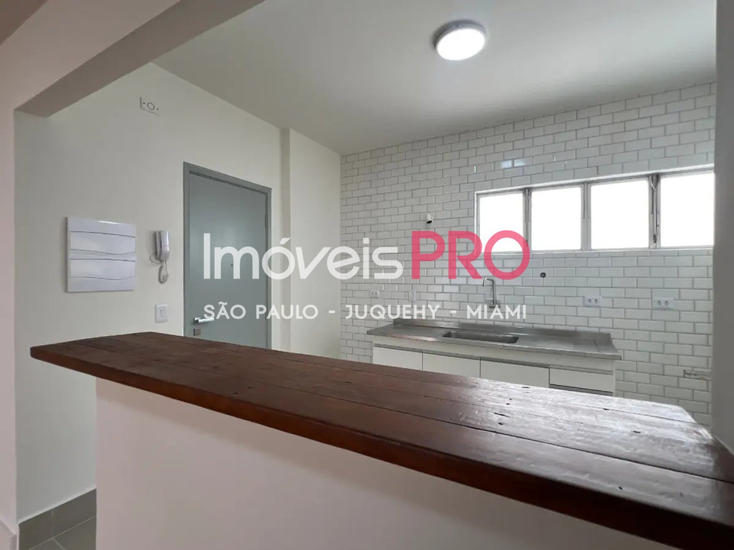 Foto :: https://assets.imoveispro.com.br/thumb/IP36897/apartamento-venda-itaim-bibi_IP36897_17_1920x1080.jpg?