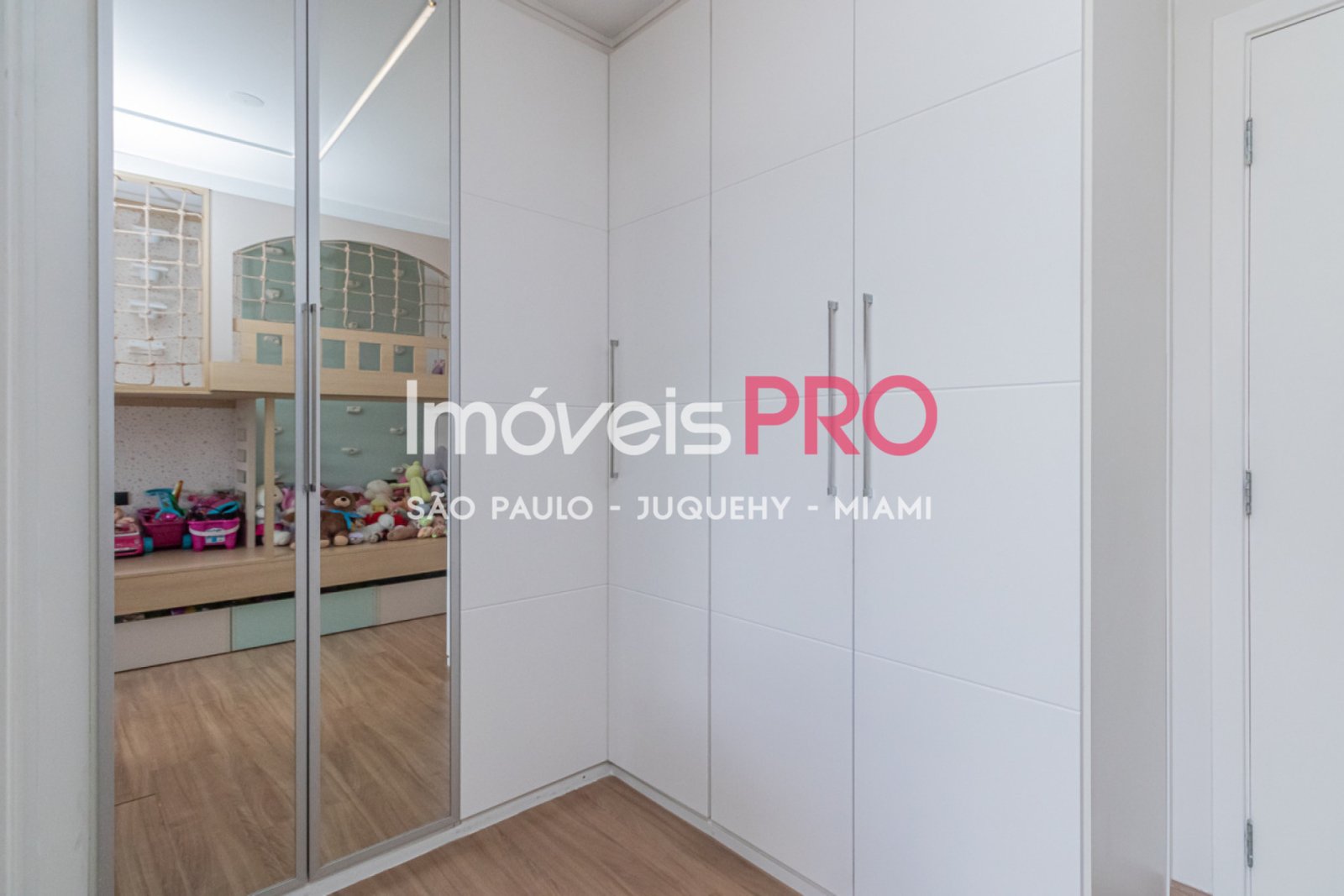 Foto :: https://assets.imoveispro.com.br/thumb/IP36901/apartamento-venda-ipiranga_IP36901_41_1920x1080.jpg?