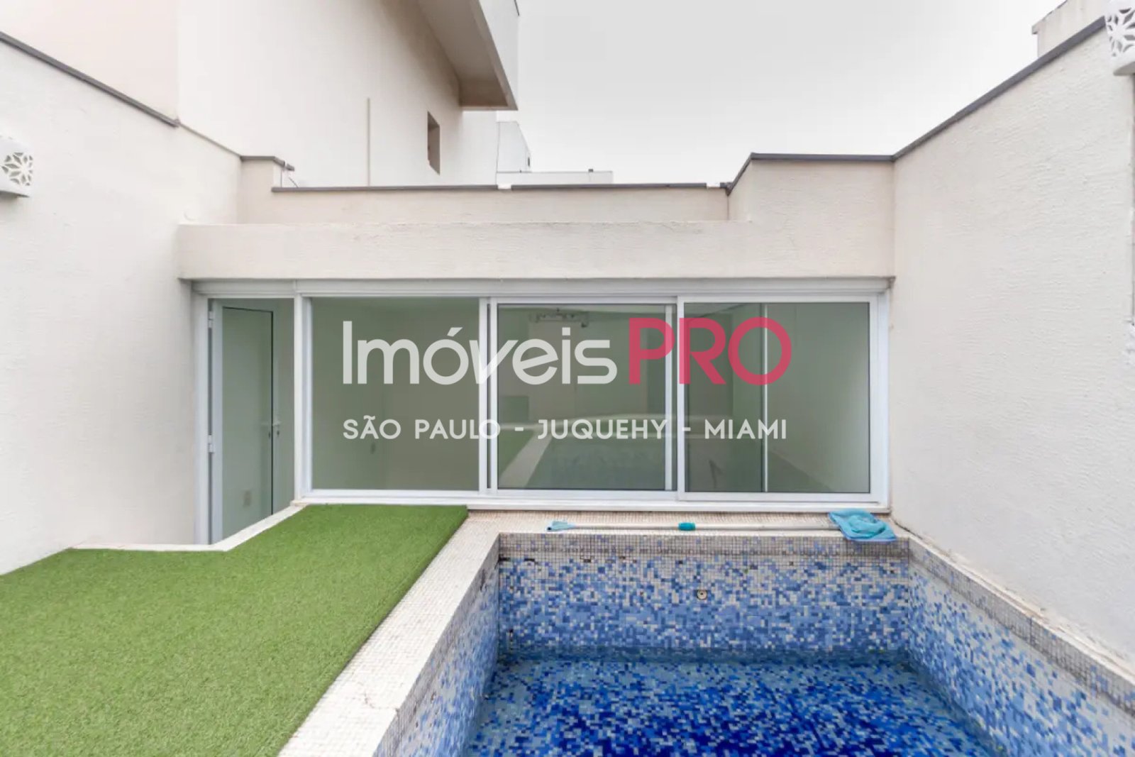 Foto :: https://assets.imoveispro.com.br/thumb/IP36902/apartamento-venda-itaim-bibi_IP36902_23_1920x1080.jpg?