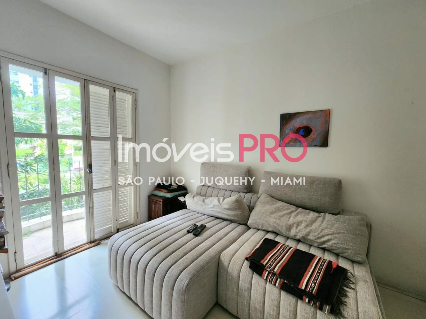 Foto :: https://assets.imoveispro.com.br/thumb/IP36906/apartamento-venda-real-parque_IP36906_11_1920x1080.jpg?