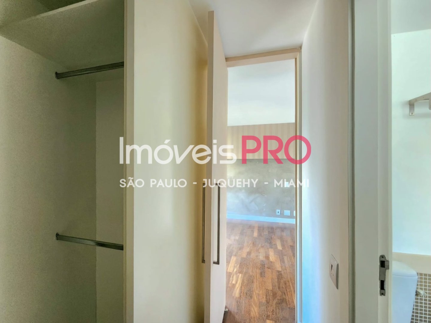 Foto :: https://assets.imoveispro.com.br/thumb/IP36928/apartamento-venda-brooklin_IP36928_17_1920x1080.jpg?