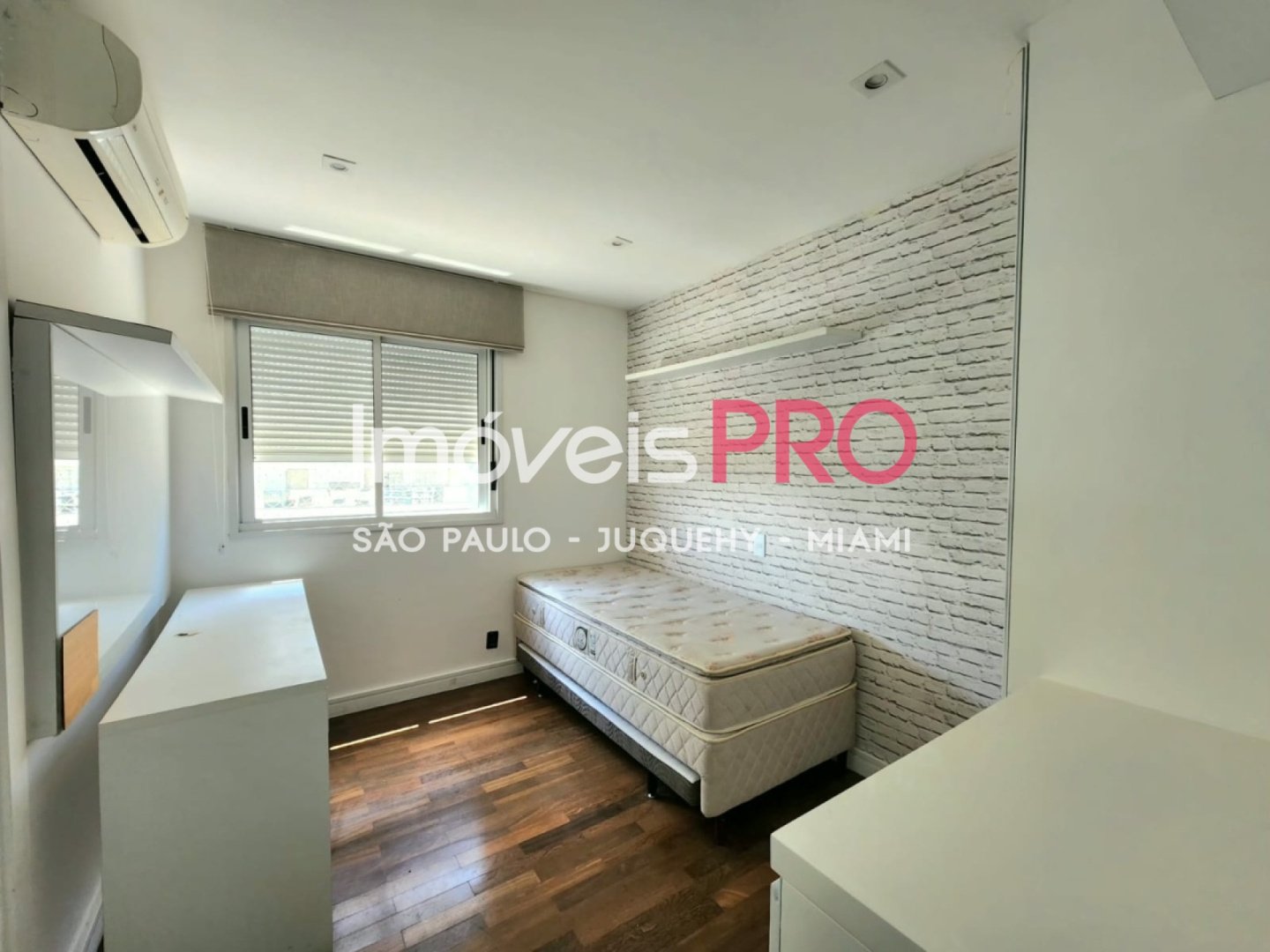 Foto :: https://assets.imoveispro.com.br/thumb/IP36928/apartamento-venda-brooklin_IP36928_23_1920x1080.jpg?