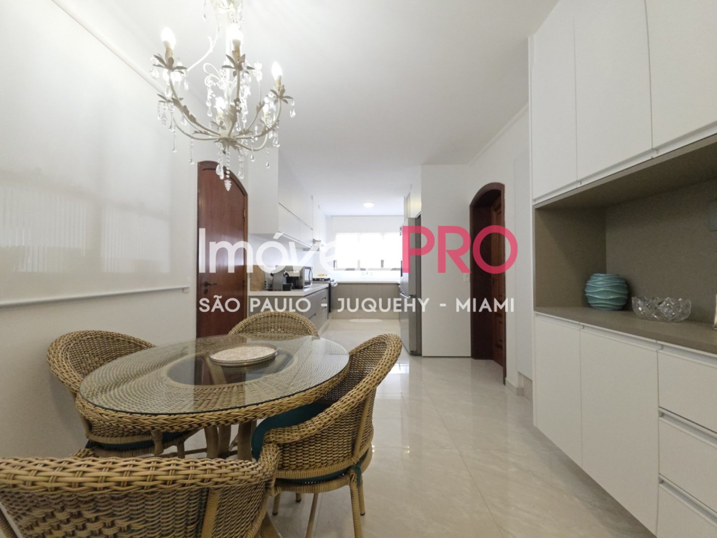 Foto :: https://assets.imoveispro.com.br/thumb/IP36929/apartamento-venda-campo-belo_IP36929_23_1920x1080.jpg?