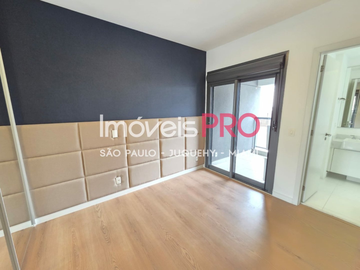 Foto :: https://assets.imoveispro.com.br/thumb/IP36993/apartamento-venda-campo-belo_IP36993_17_1920x1080.jpg?