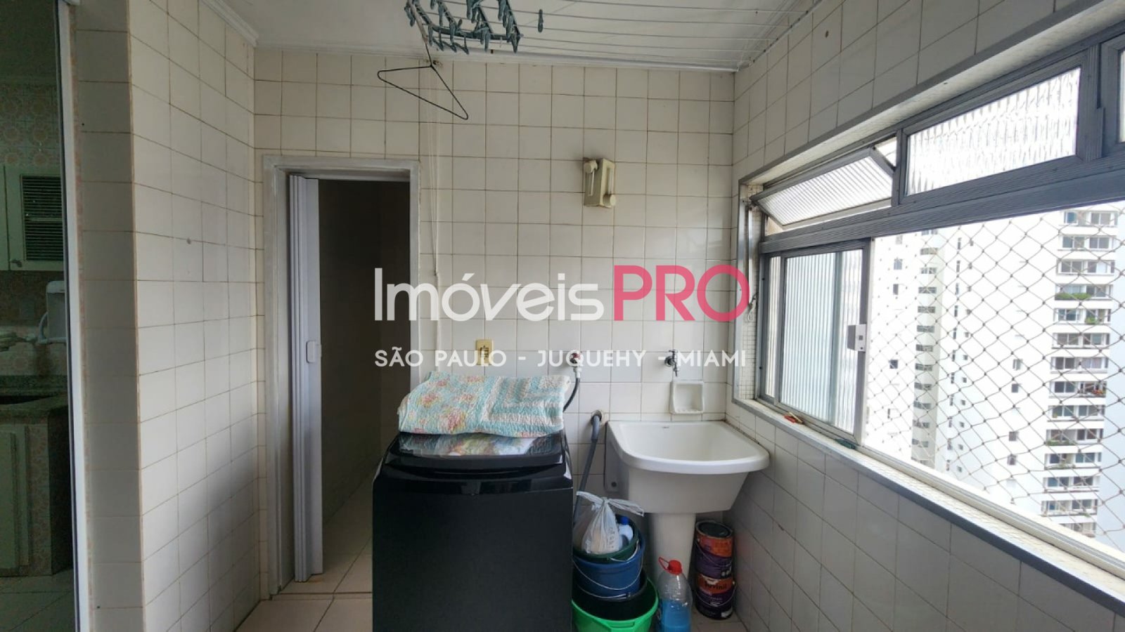 Foto :: https://assets.imoveispro.com.br/thumb/IP36995/apartamento-venda-moema-passaros_IP36995_23_1920x1080.jpg?