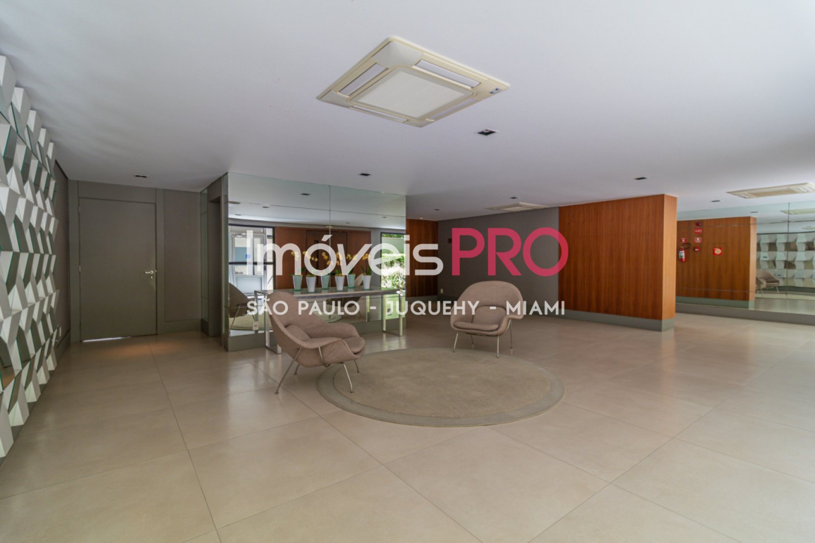 Foto :: https://assets.imoveispro.com.br/thumb/IP37021/apartamento-aluguel-moema-passaros_IP37021_41_1920x1080.jpg?