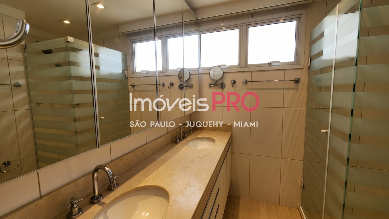 Foto :: https://assets.imoveispro.com.br/thumb/IP37027/apartamento-venda-brooklin_IP37027_35_1920x1080.jpg?