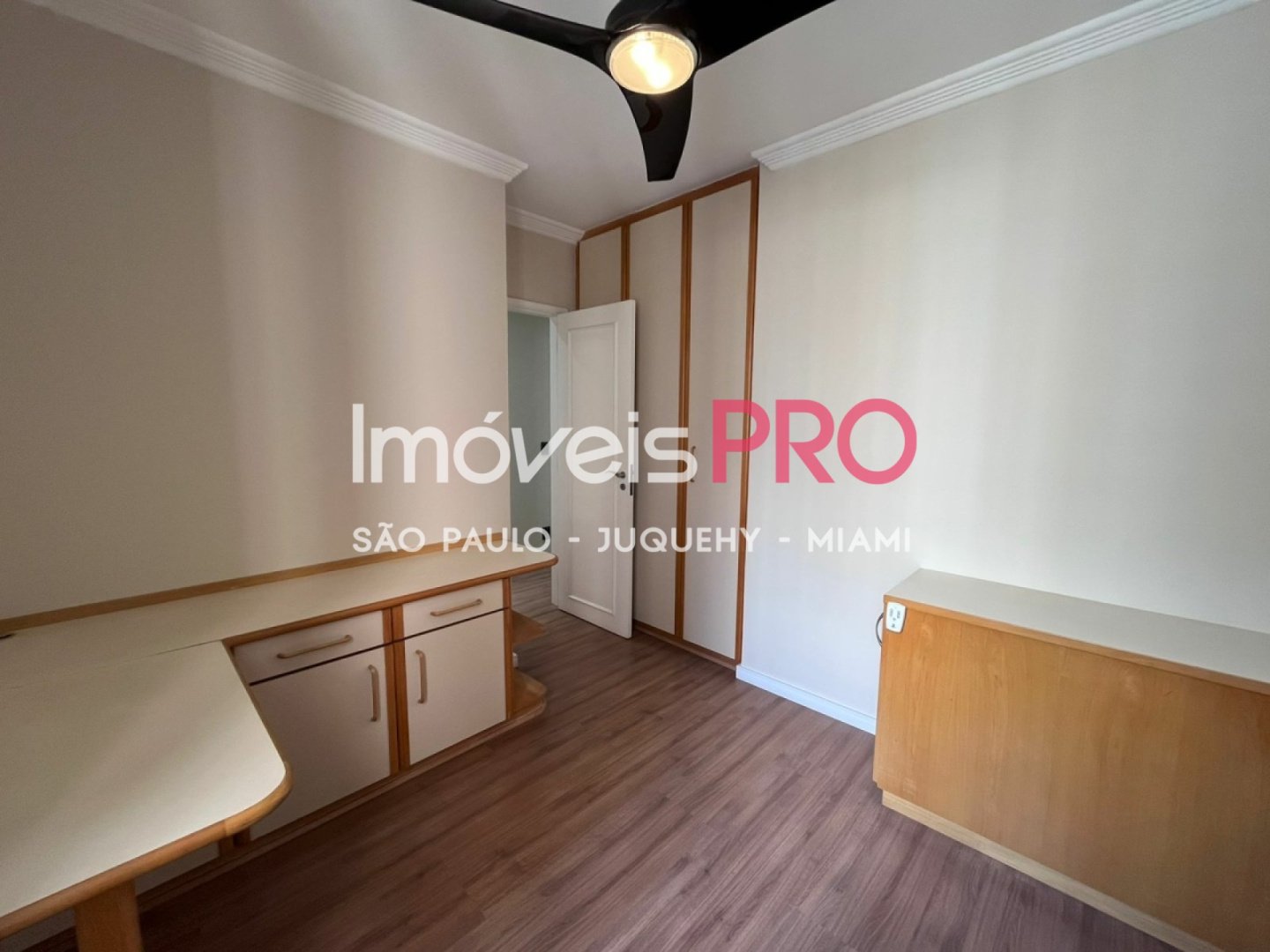 Foto :: https://assets.imoveispro.com.br/thumb/IP37035/apartamento-venda-moema_IP37035_17_1920x1080.jpg?