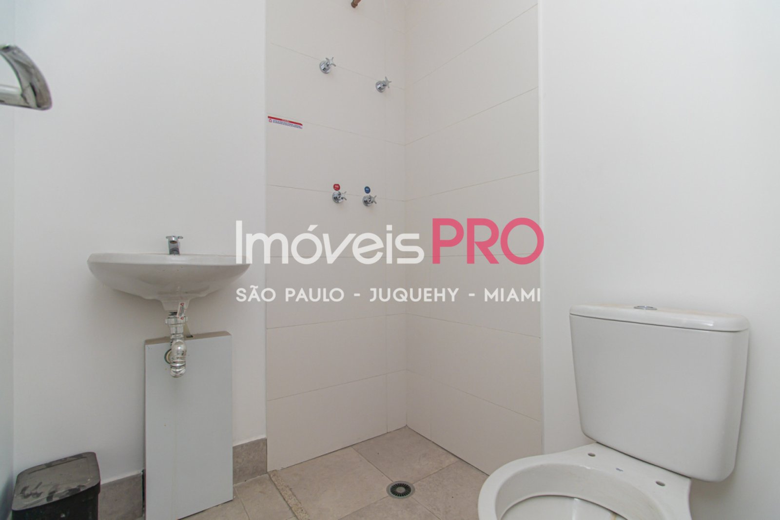 Foto :: https://assets.imoveispro.com.br/thumb/IP37040/apartamento-venda-vila-mariana_IP37040_29_1920x1080.jpg?