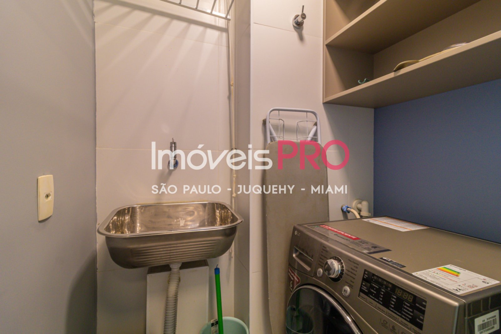 Foto :: https://assets.imoveispro.com.br/thumb/IP37068/apartamento-aluguel-brooklin_IP37068_17_1920x1080.jpg?