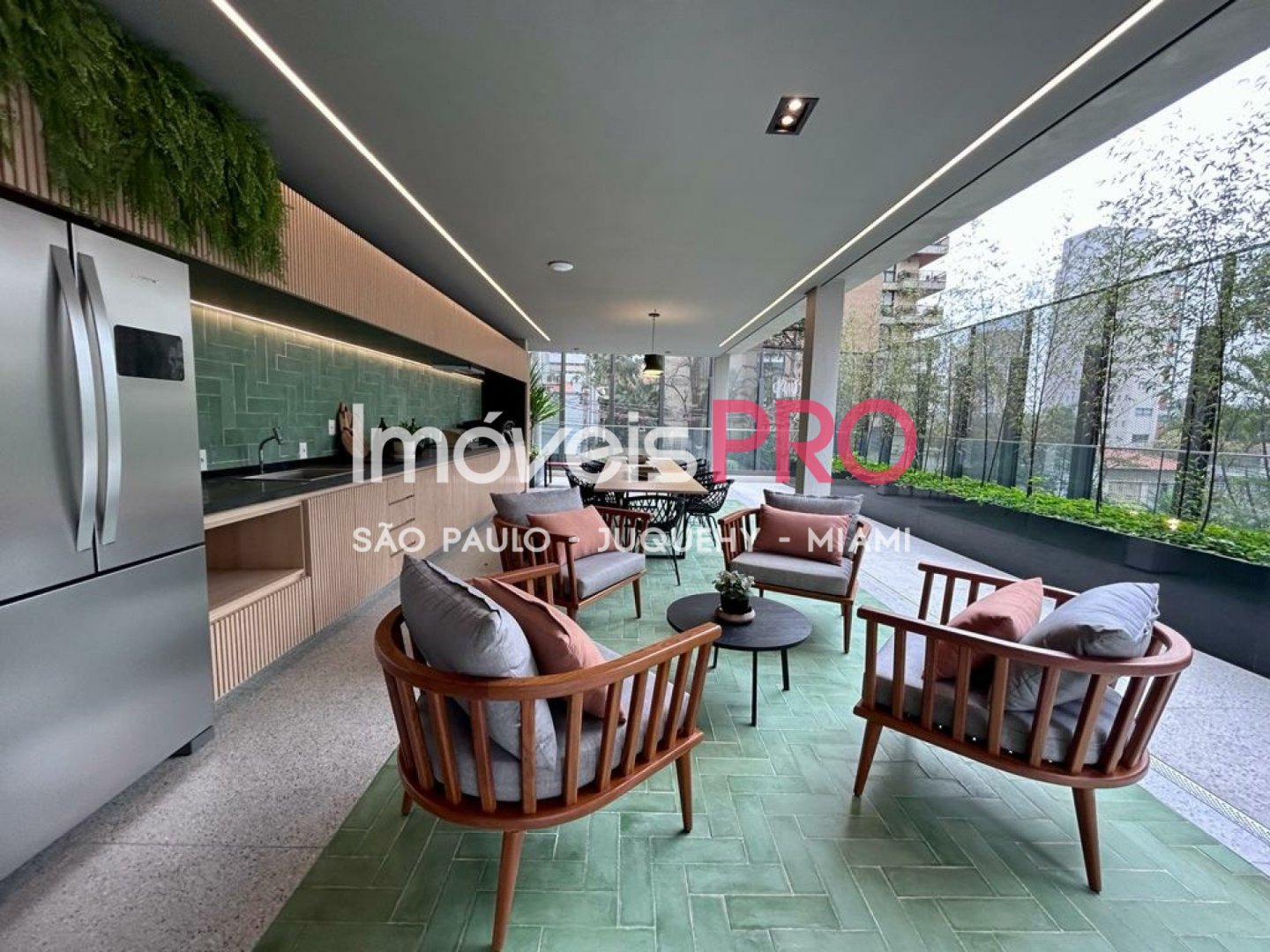 Foto :: https://assets.imoveispro.com.br/thumb/IP37090/apartamento-venda-moema_IP37090_11_1920x1080.jpg?