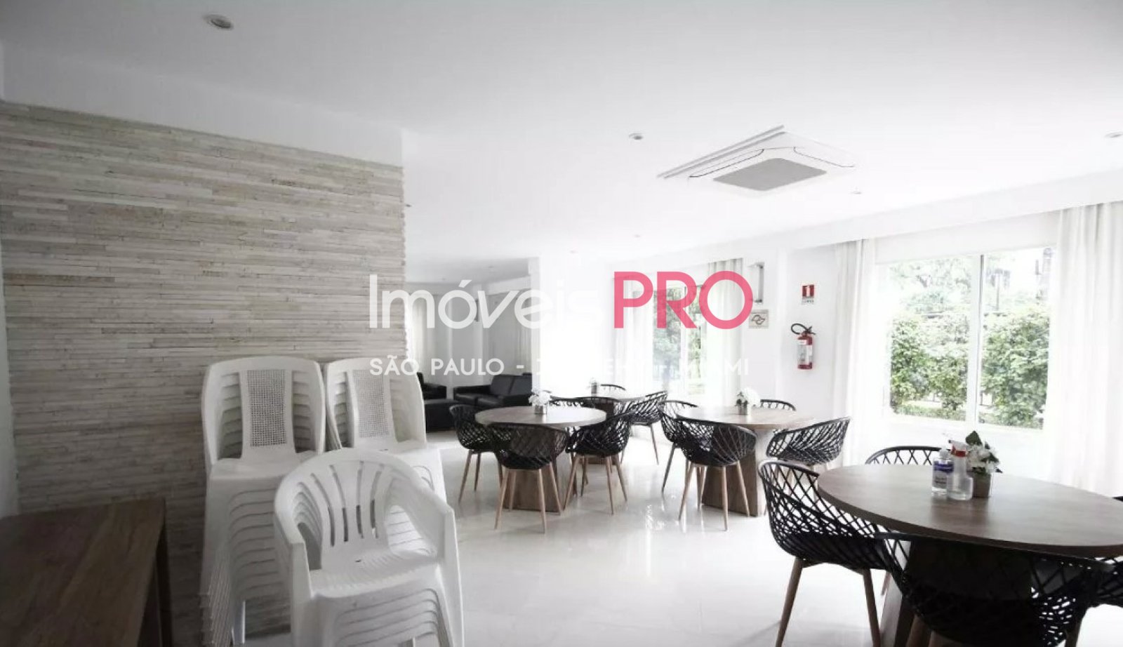 Foto :: https://assets.imoveispro.com.br/thumb/IP37094/apartamento-venda-saude_IP37094_29_1920x1080.jpg?