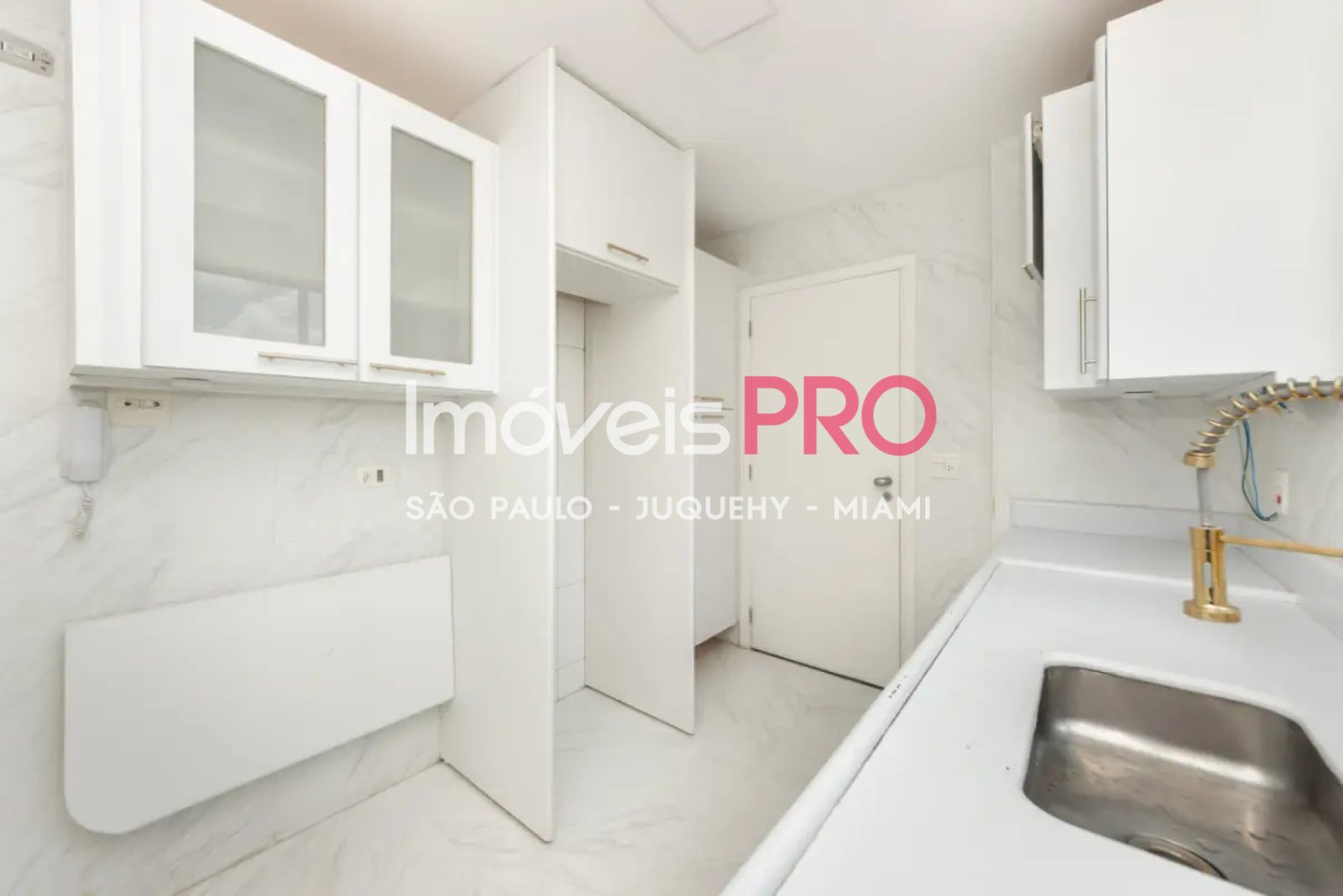 Foto :: https://assets.imoveispro.com.br/thumb/IP37095/apartamento-venda-moema-passaros_IP37095_23_1920x1080.jpg?