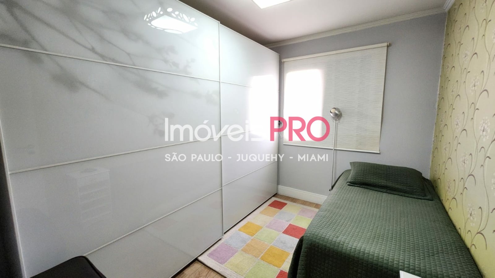Foto :: IP37097