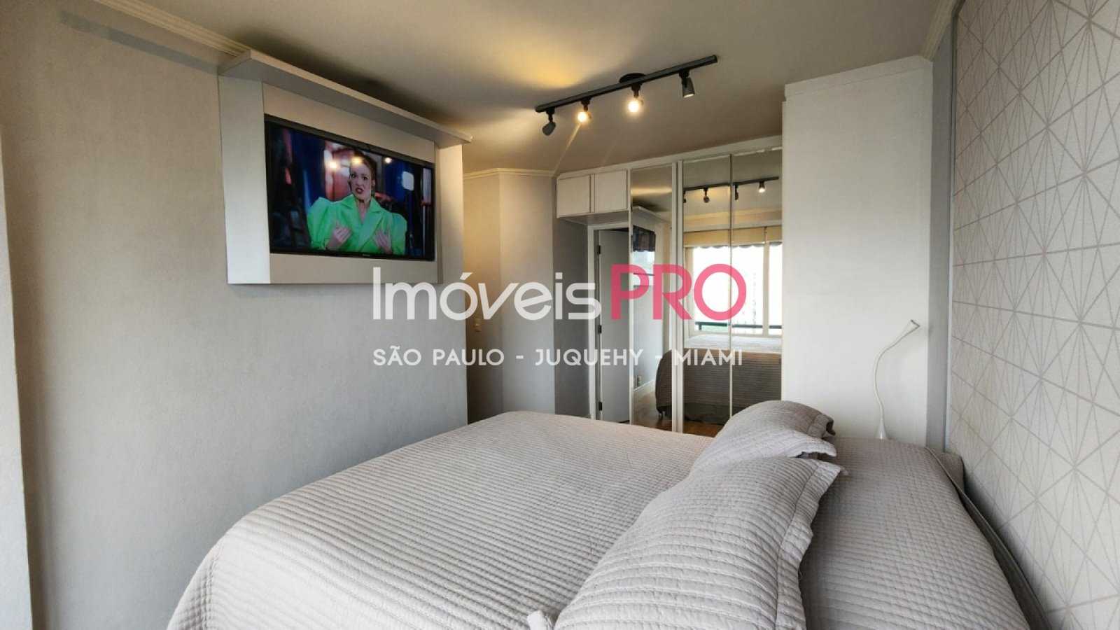 Foto :: IP37097