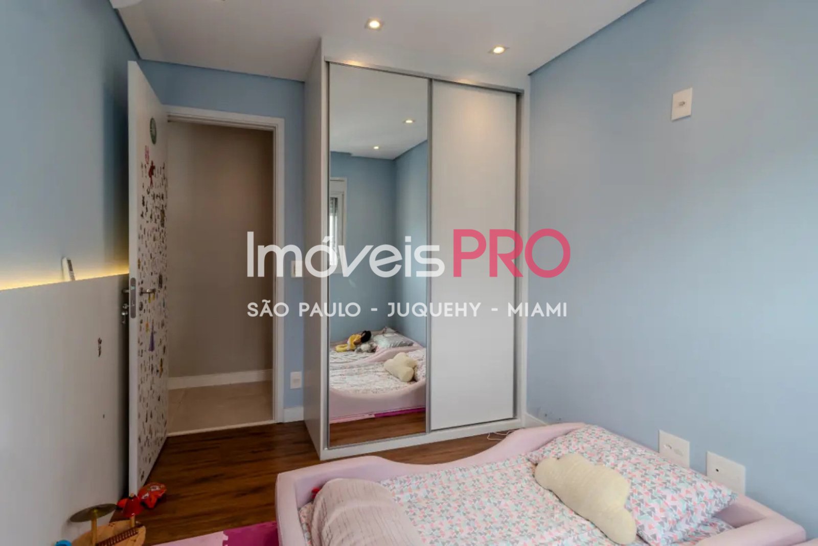 Foto :: https://assets.imoveispro.com.br/thumb/IP37105/apartamento-venda-jardim-caravelas_IP37105_11_1920x1080.jpg?