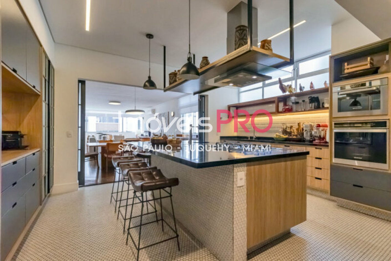 Foto :: https://assets.imoveispro.com.br/thumb/IP37111/apartamento-venda-higienopolis_IP37111_23_1920x1080.jpg?