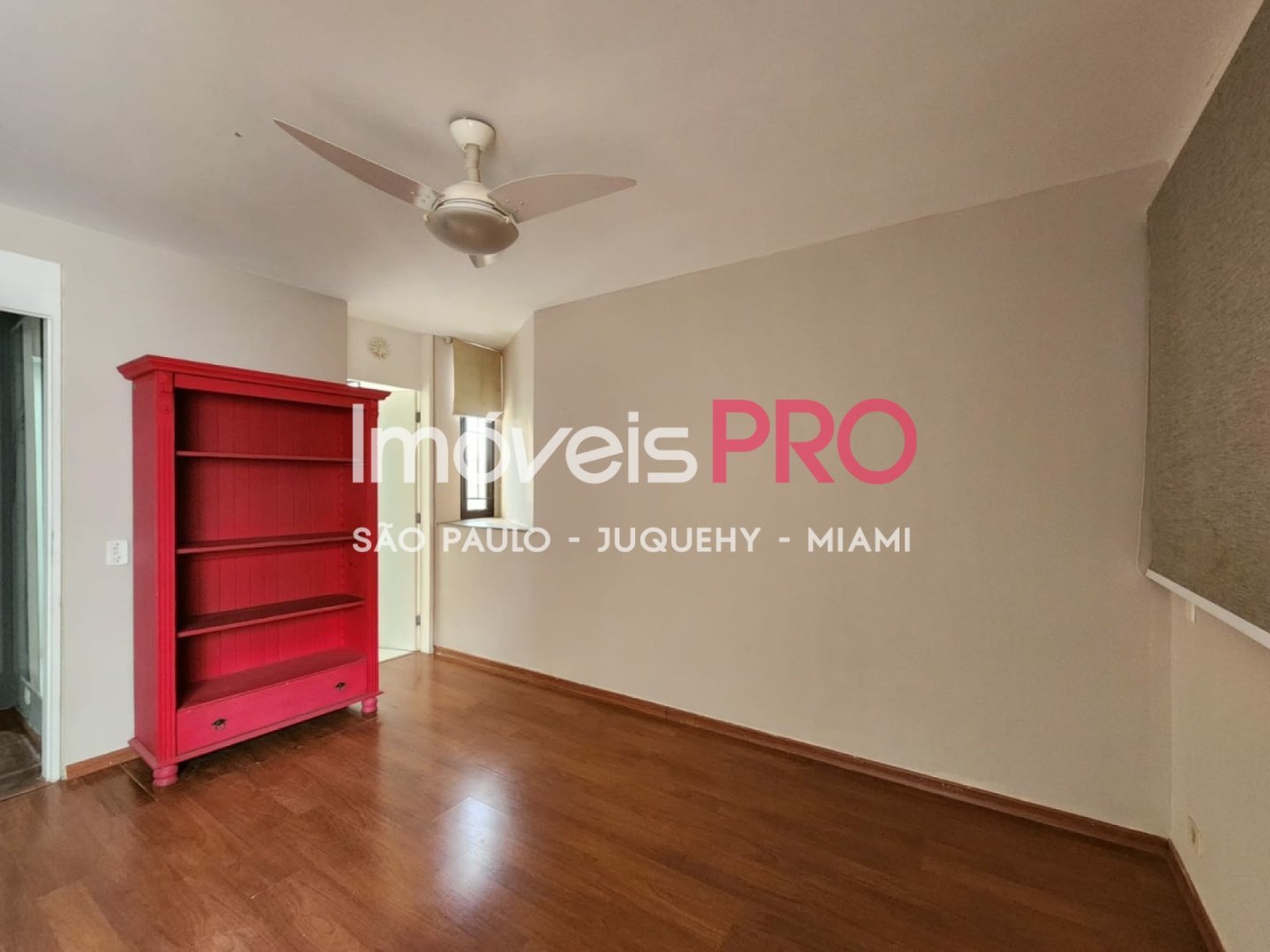 Foto :: https://assets.imoveispro.com.br/thumb/IP37123/apartamento-venda-real-parque_IP37123_29_1920x1080.jpg?