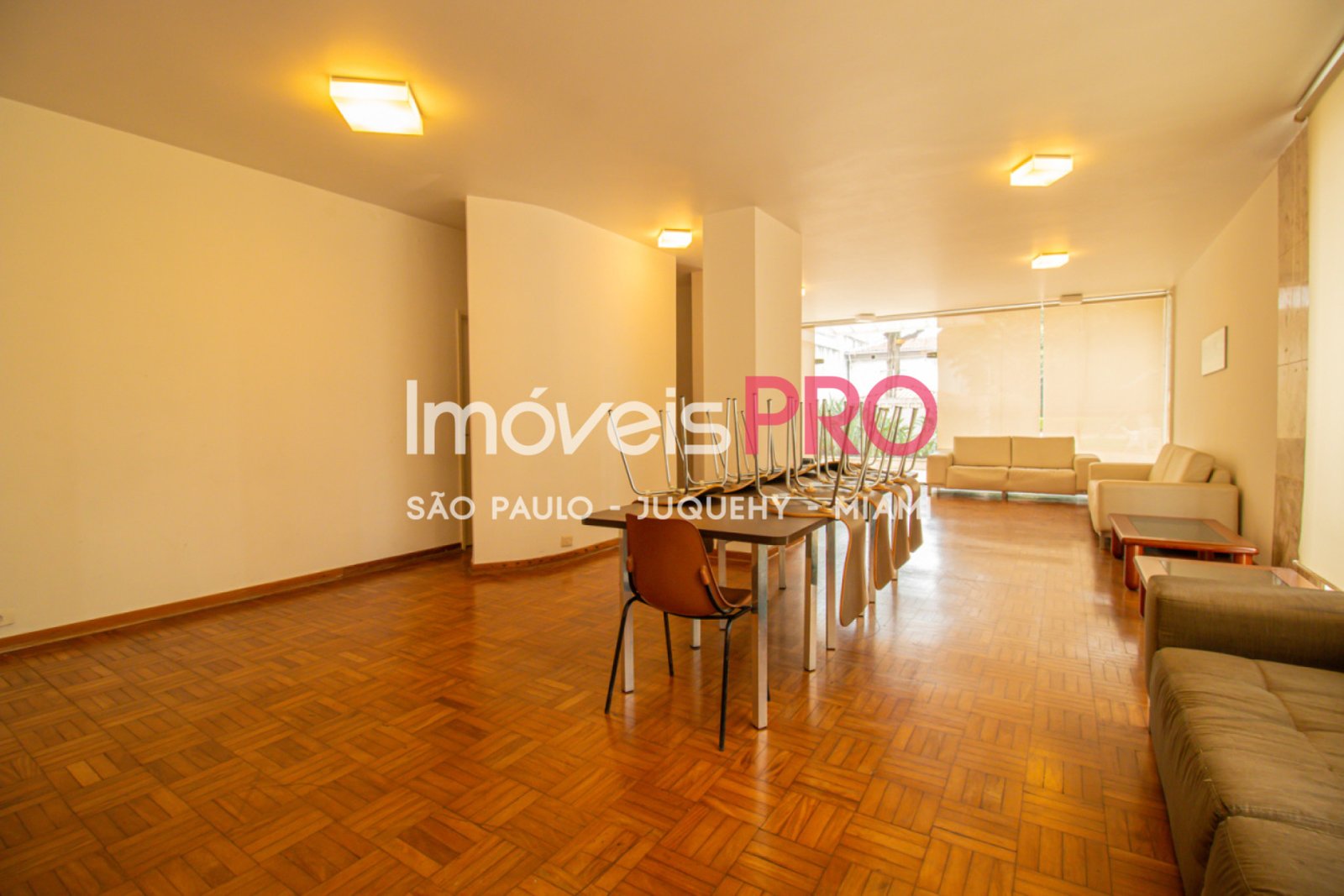 Foto :: https://assets.imoveispro.com.br/thumb/IP37146/apartamento-venda-pinheiros_IP37146_17_1920x1080.jpg?