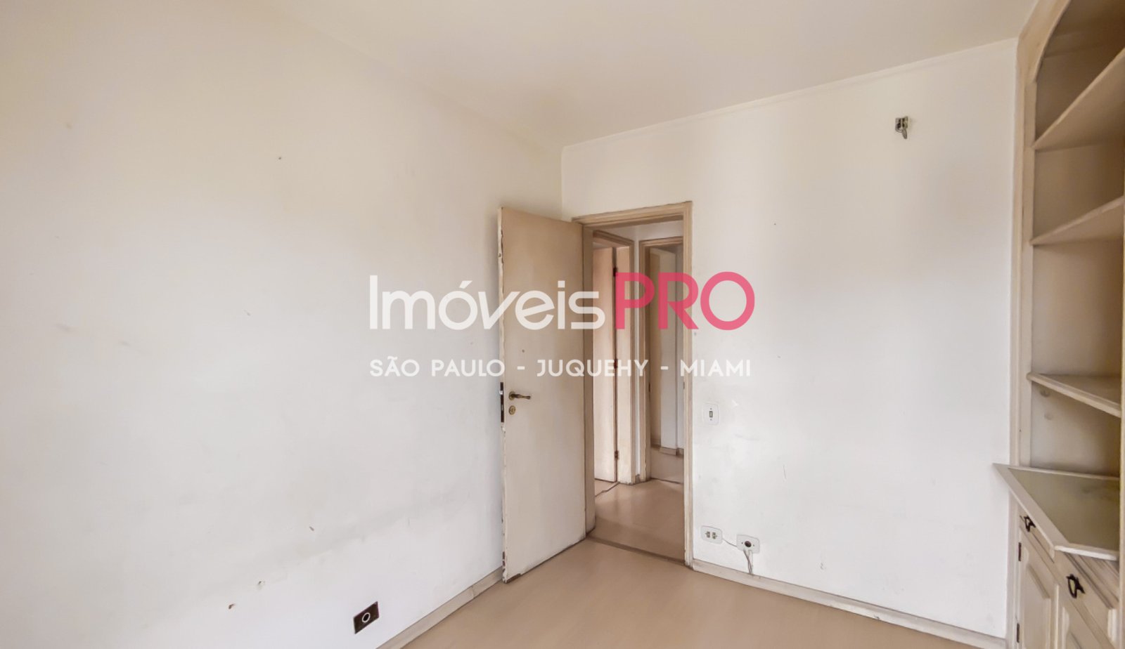 Foto :: https://assets.imoveispro.com.br/thumb/IP37155/apartamento-venda-moema-passaros_IP37155_11_1920x1080.jpg?