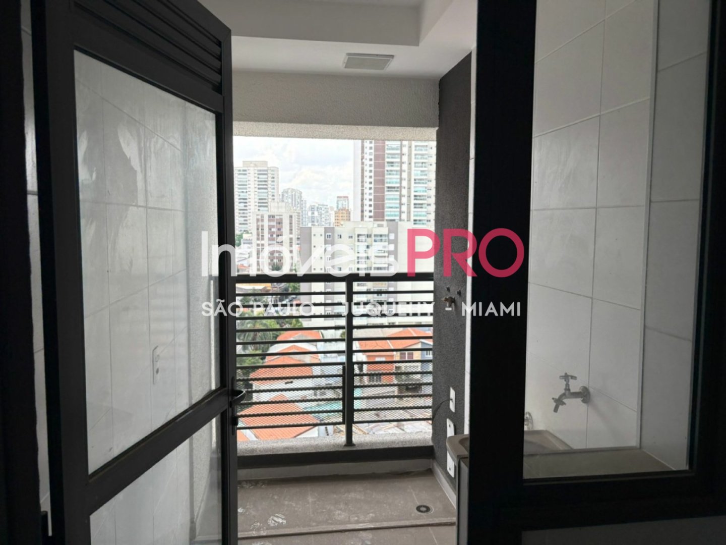 Foto :: https://assets.imoveispro.com.br/thumb/IP37183/apartamento-venda-brooklin_IP37183_17_1920x1080.jpg?