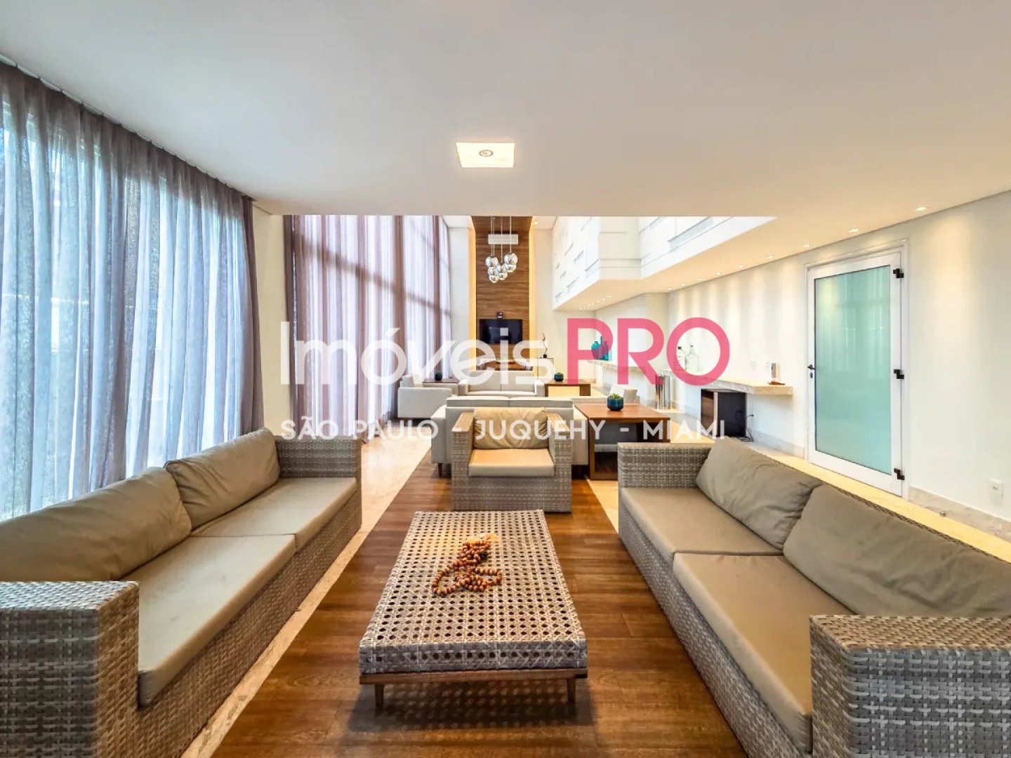 Foto :: https://assets.imoveispro.com.br/thumb/IP37184/apartamento-venda-vila-mariana_IP37184_17_1920x1080.jpg?