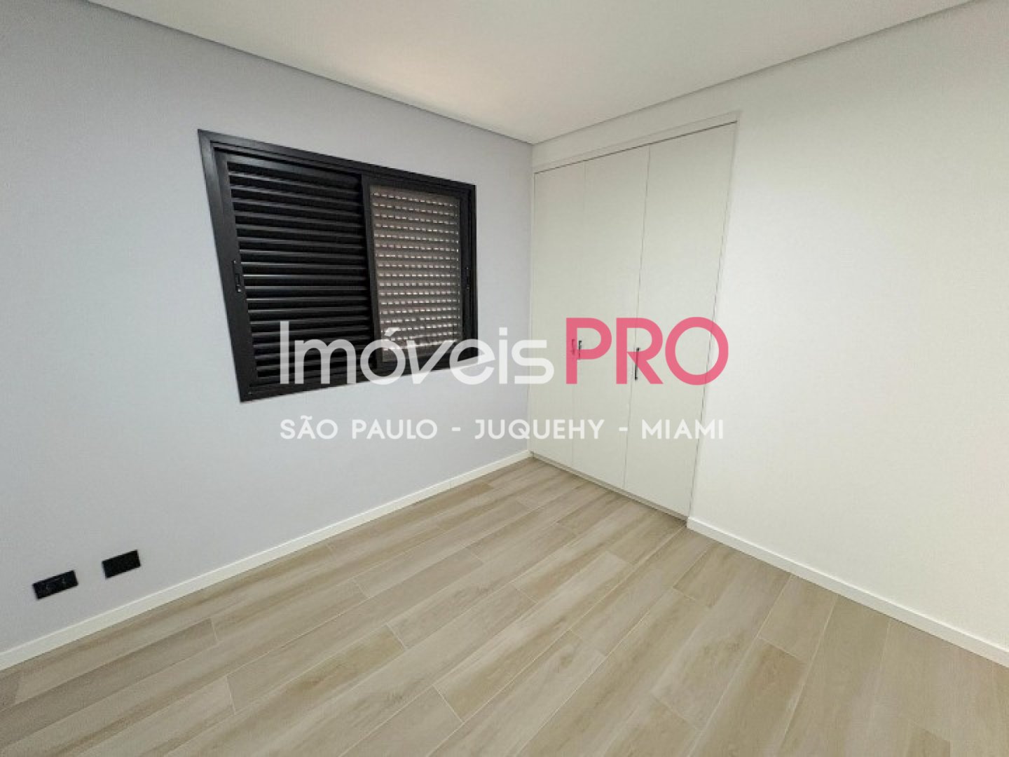 Foto :: IP37203