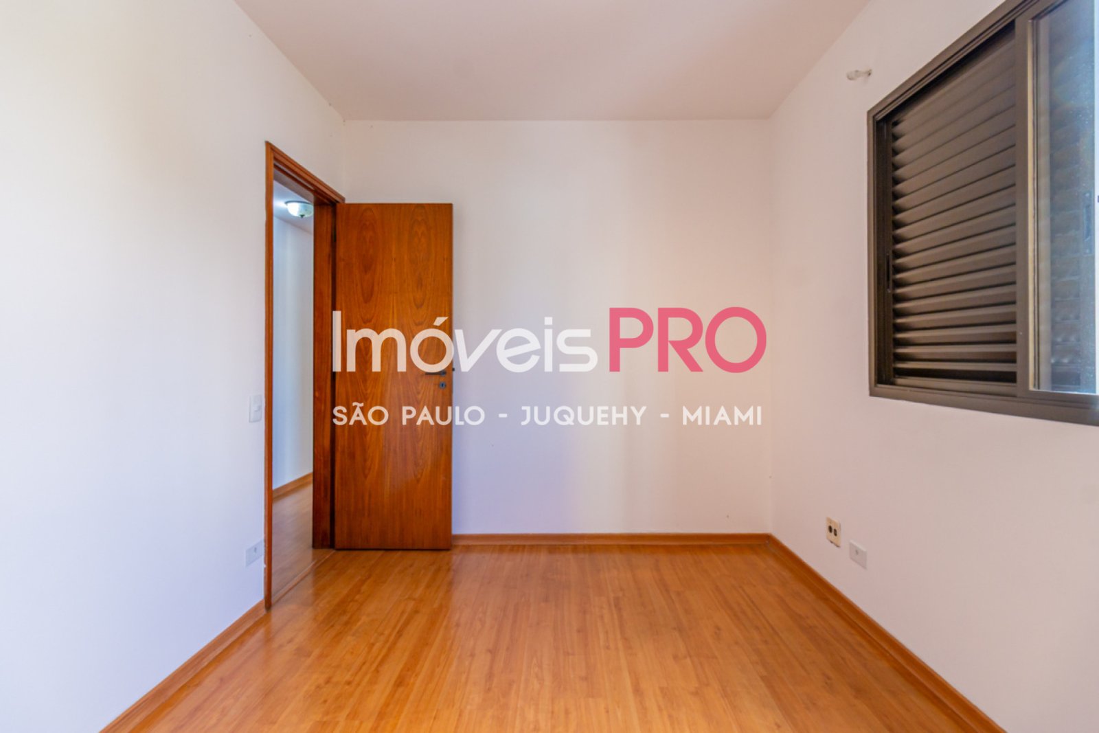 Foto :: https://assets.imoveispro.com.br/thumb/IP37216/apartamento-aluguel-vila-clementino_IP37216_11_1920x1080.jpg?