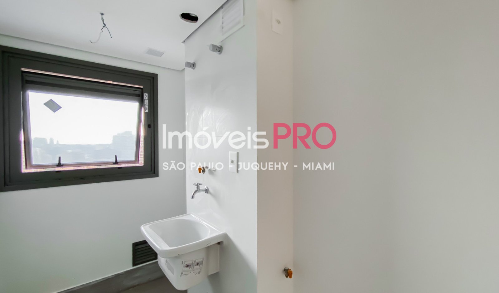 Foto :: https://assets.imoveispro.com.br/thumb/IP37236/apartamento-venda-campo-belo_IP37236_17_1920x1080.jpg?