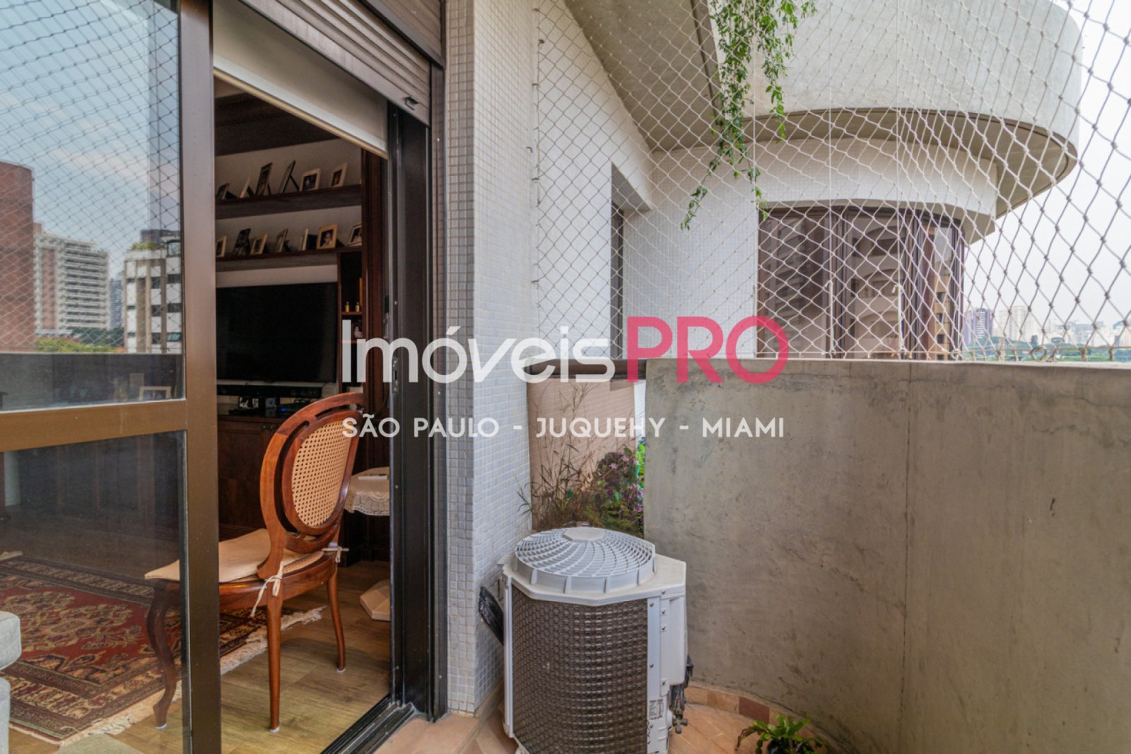 Foto :: https://assets.imoveispro.com.br/thumb/IP37238/apartamento-venda-brooklin_IP37238_53_1920x1080.jpg?