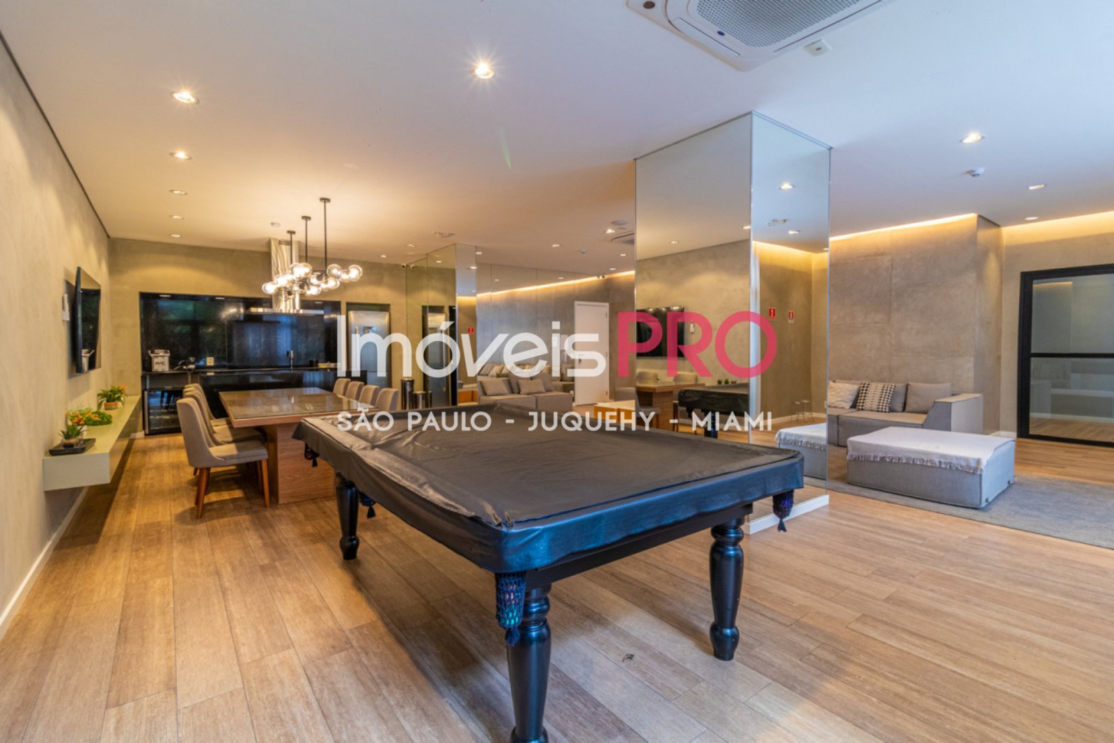 Foto :: https://assets.imoveispro.com.br/thumb/IP37256/apartamento-venda-moema-passaros_IP37256_11_1920x1080.jpg?