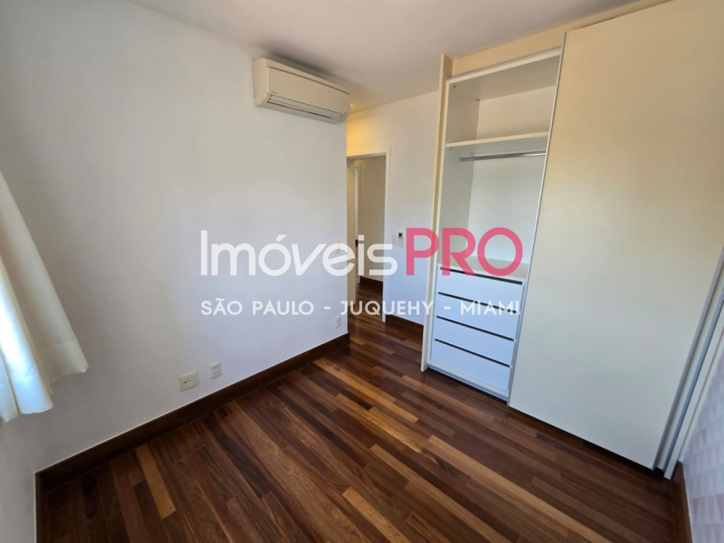 Foto :: https://assets.imoveispro.com.br/thumb/IP37259/apartamento-venda-chacara-santo-antonio-zona-sul_IP37259_11_1920x1080.jpg?