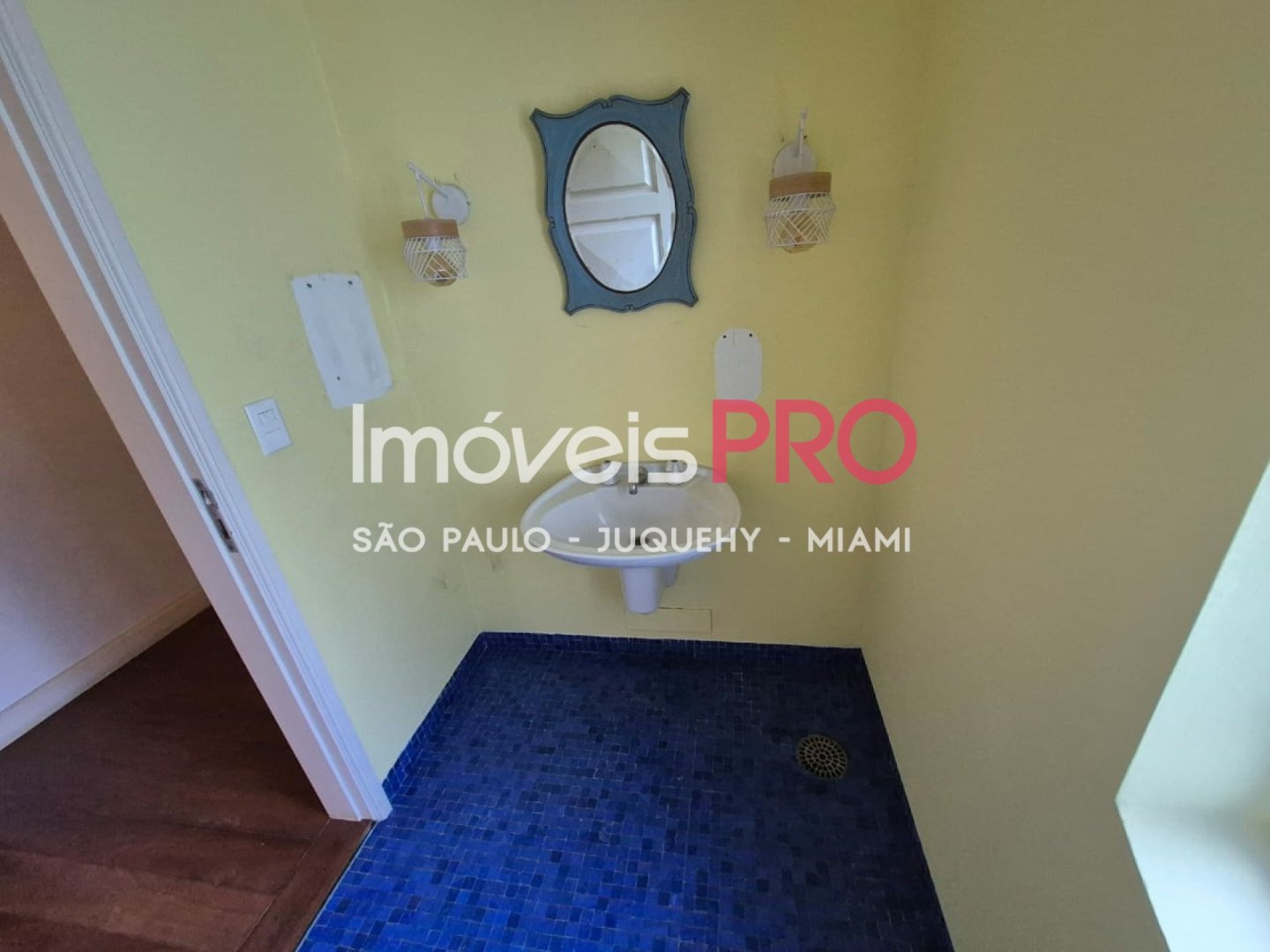 Foto :: https://assets.imoveispro.com.br/thumb/IP37289/casa-venda-chacara-monte-alegre_IP37289_11_1920x1080.jpg?