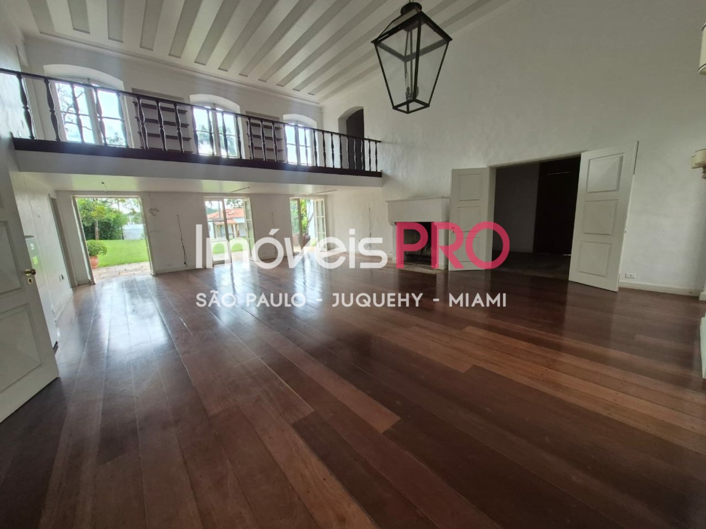 Foto :: https://assets.imoveispro.com.br/thumb/IP37289/casa-venda-chacara-monte-alegre_IP37289_17_1920x1080.jpg?