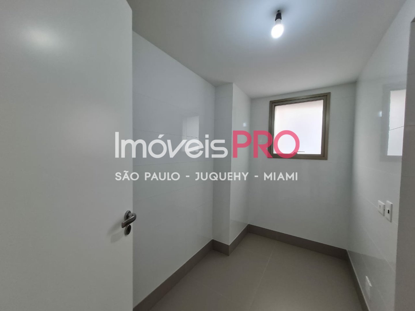 Foto :: https://assets.imoveispro.com.br/thumb/IP37298/apartamento-venda-higienopolis_IP37298_17_1920x1080.jpg?