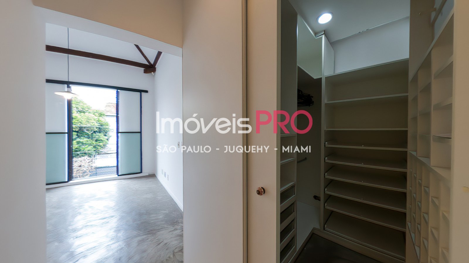 Foto :: https://assets.imoveispro.com.br/thumb/IP37300/sobrado-venda-vila-cordeiro_IP37300_11_1920x1080.jpg?