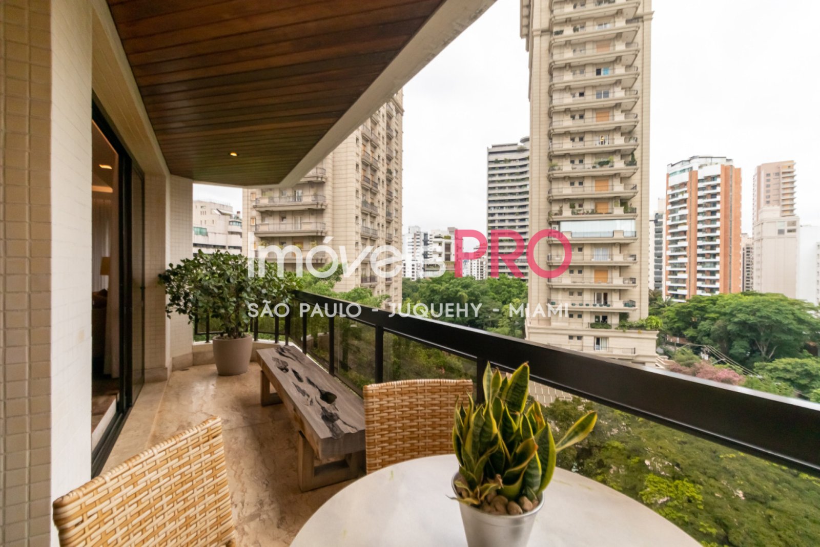 Foto :: https://assets.imoveispro.com.br/thumb/IP37322/apartamento-venda-vila-nova-conceicao_IP37322_11_1920x1080.jpg?