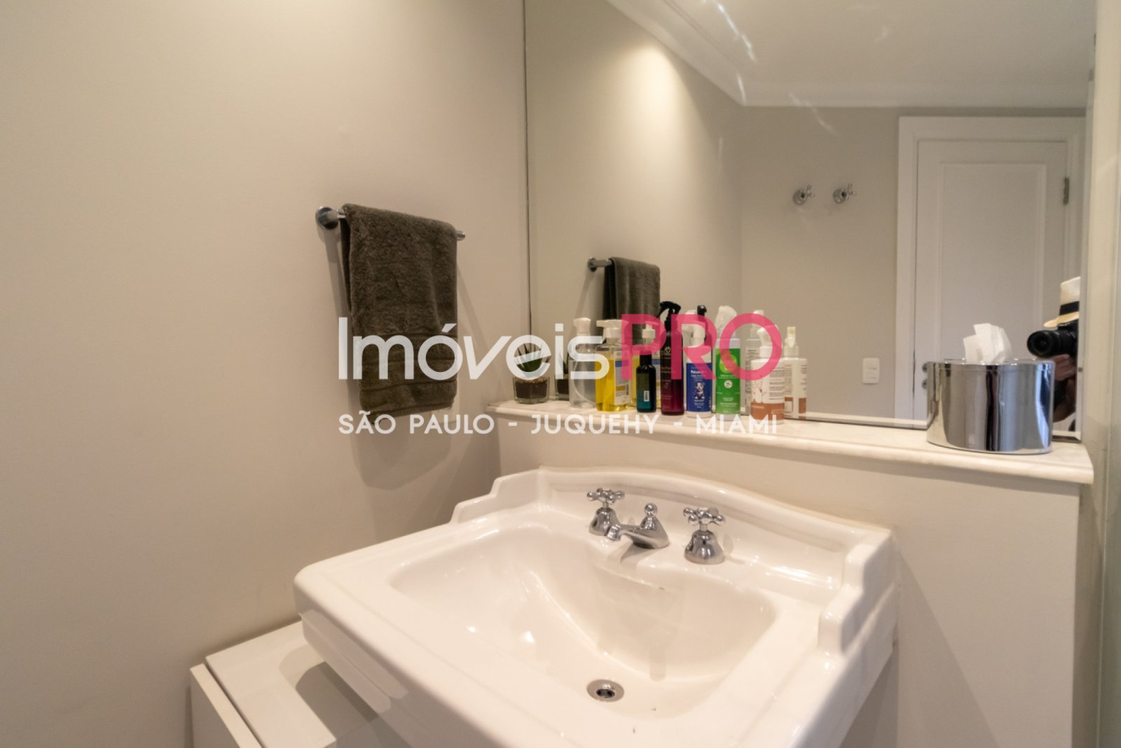 Foto :: https://assets.imoveispro.com.br/thumb/IP37322/apartamento-venda-vila-nova-conceicao_IP37322_35_1920x1080.jpg?