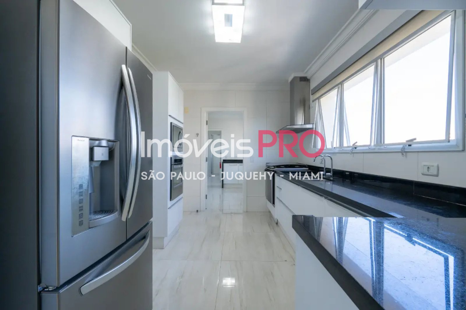 Foto :: https://assets.imoveispro.com.br/thumb/IP37323/apartamento-venda-morumbi_IP37323_35_1920x1080.jpg?